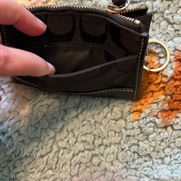Coach Authentic Signature Wallet and Key pouch - Picture 14 of 14